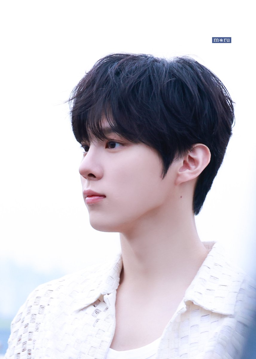 𝐦❄︎𝐫𝐮 tweet media