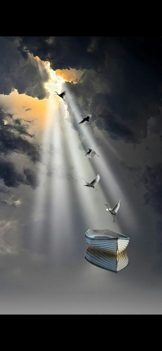 Hayatla tanışmam kundakta başladı
Öyle çok iyi geçindiğim söylenemez
O anlıma yazıyor
Ben ise boş hayellere
 HUZUR