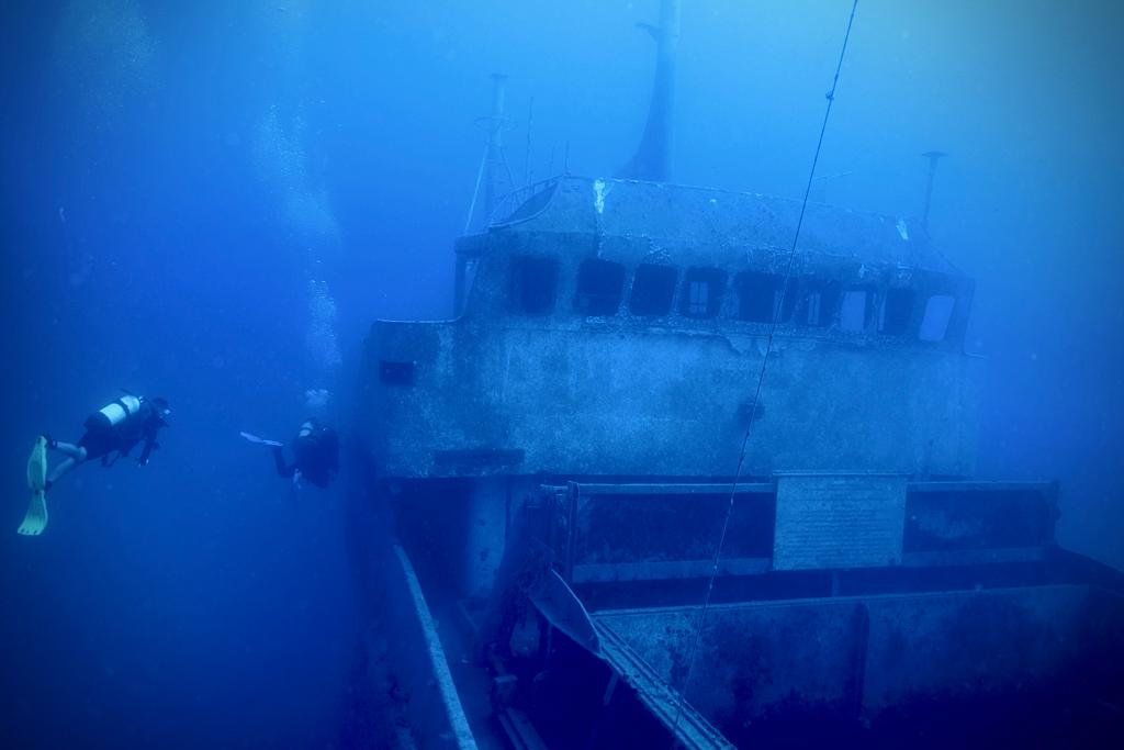 The R Mon RE (M) tweet media