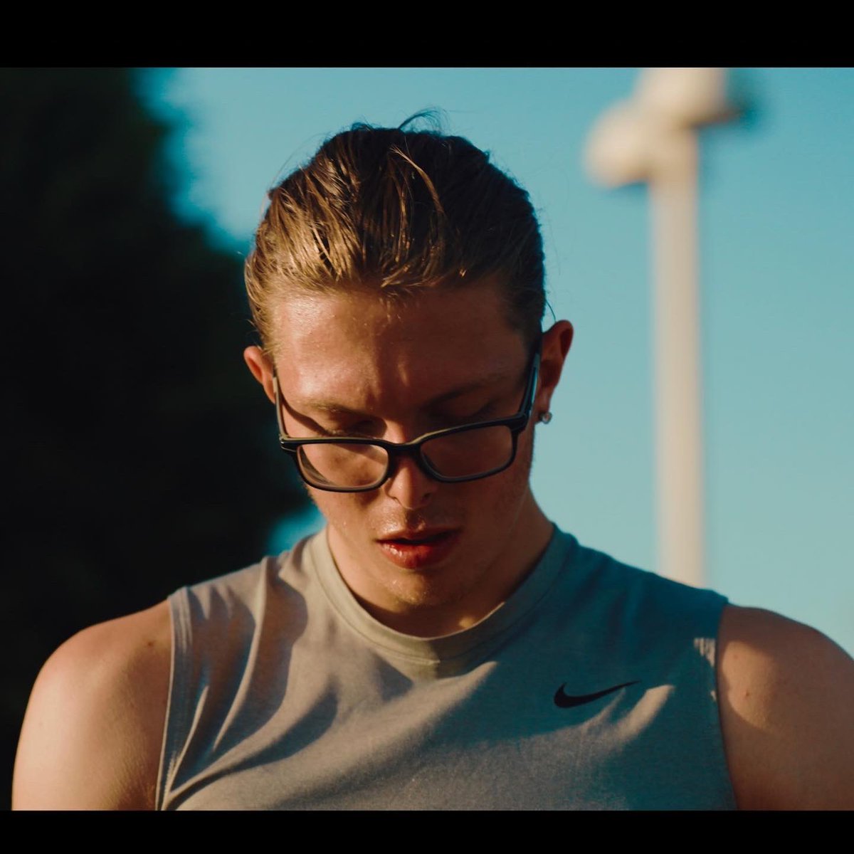 andrewmeadow_'s tweet photo. Super excited to announce that I have partnered with @LibertySport29. On and off the court, Liberty Sport's Rec Specs have been my go-to for goggles and glasses since I was 7. Be on the lookout for more to come and check out their website linked in their bio for your next pair. https://t.co/2ucEw8J2H3