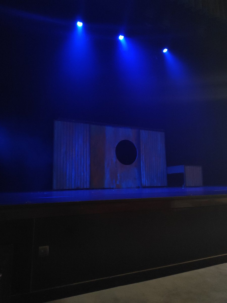 albertciurans's tweet photo. Avui s estrena la última obra d @engrunateatre dins del @festivalgrec. He tingut la sort d fer la música d aquest espectacle. https://t.co/XHqExpPYvY