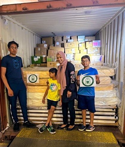 projectcure's tweet image. When disaster hit Syria earlier this spring, the #CMMA sponsored a container of lifesaving #medicalsupplies &amp;amp; equipment for #disasterrelief! This C.U.R.E. Cargo container left #ProjectCURE #Chicago recently to deliver health and hope to those who need it most in #Syria! 🇸🇾