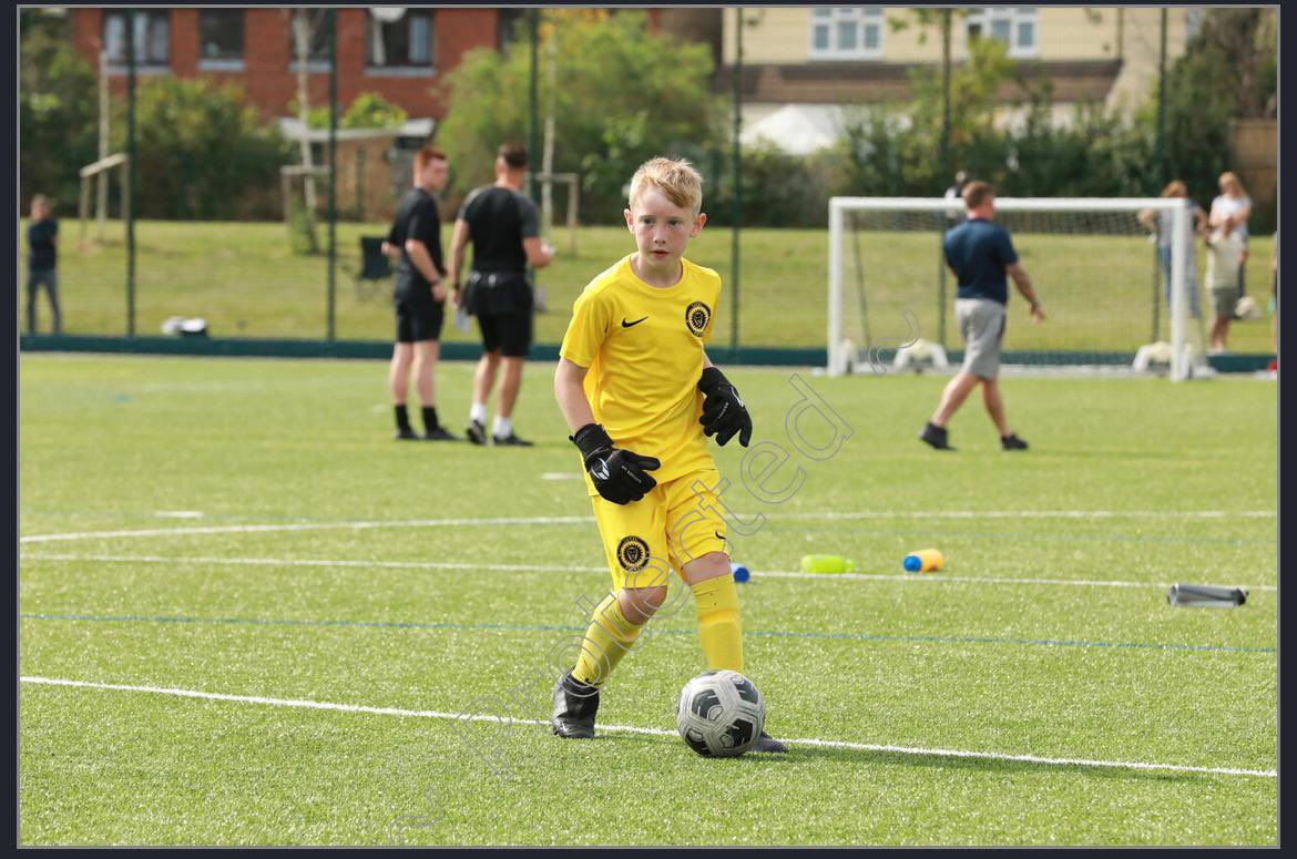 Rae_Mackay's tweet photo. My little mini Pickford 🧤⚽️ https://t.co/r0mX5IFOvT