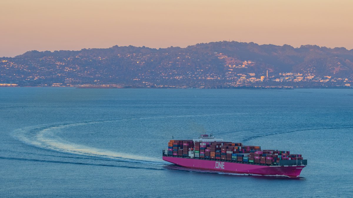 🚢 Big news in ocean #shipping: The Zero Emission Maritime Buyers Alliance, led by <a href="/AspenInstitute/">The Aspen Institute</a> <a href="/patagonia/">Patagonia</a> &amp; <a href="/amazon/">Amazon</a>, drops its first joint bid for low/zero emission shipping.

<a href="/Walmart/">Walmart</a> <a href="/HomeDepot/">The Home Depot</a> <a href="/Lowes/">Lowe's</a>, you coming? #AbandonDirtyShips #ShipItZero 👋

aspeninstitute.org/news/zero-emis…