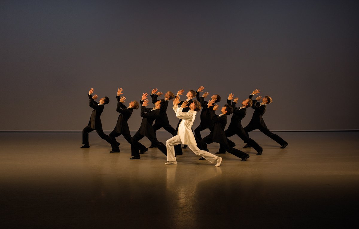 It started with eight students and a hundred years on is going from strength to strength as @ElmhurstBallet celebrates a century of teaching dance with a sparkling gala evening involving the entire school. behindthearras.com/Reviewspr/2023…