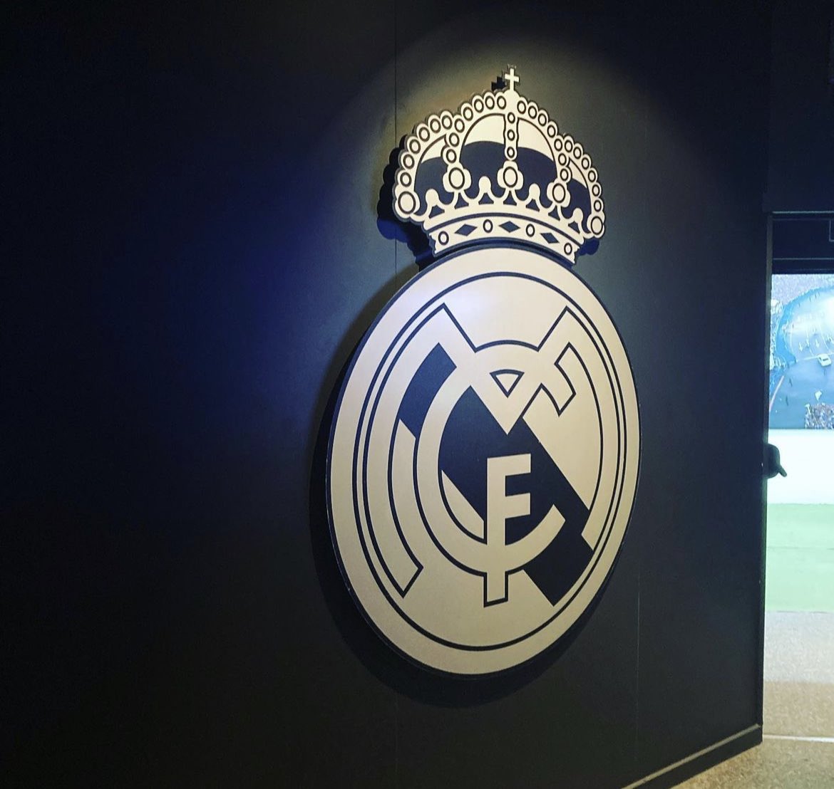 RidgewayPas's tweet photo. Fantastic MFL trip to Madrid! #Bernabeu #RealMadrid 🇪🇸 https://t.co/yyEyb2MwzS