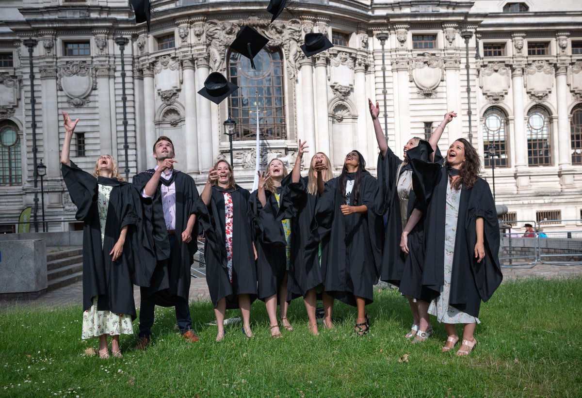RoyalVetCollege's tweet photo. π It's been an amazing day celebrating with our Class of 2023 Graduates. #RVCGrad23
Congratulations to you all on your achievements! https://t.co/FL0CGRwOxU