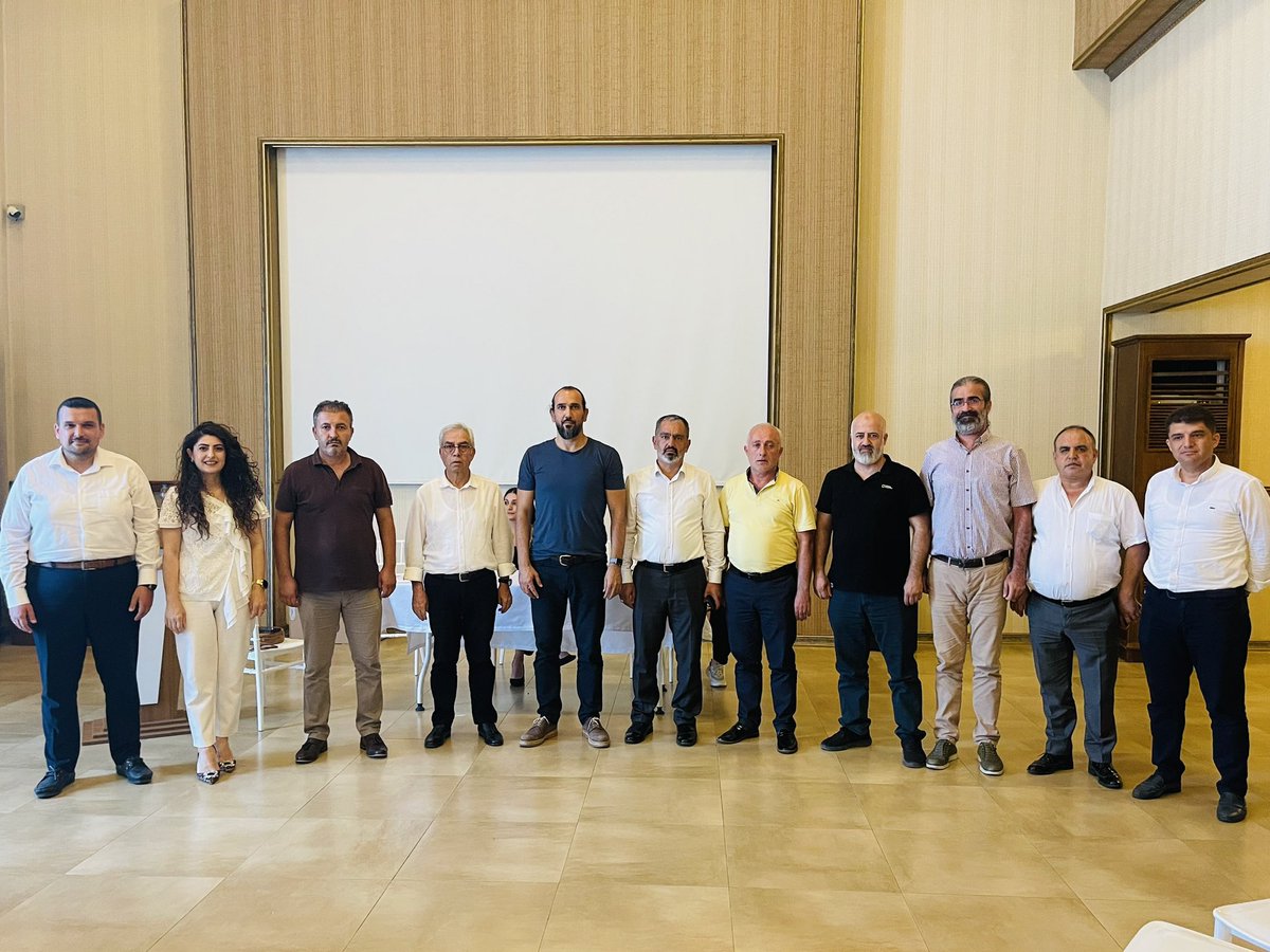 abdullacelik's tweet photo. Bugün gerçekleştirdiğimiz 
Memur-Sen Mersin İl Temsilciliği seçiminde önümüzdeki dört yıl için bu sorumluluğu yeniden şahsıma tevdi eden tüm başkanlarımıza ve delegasyona destekleri için teşekkür ederim.

Önümüzdeki dönemde de 
Memur-Sen’in Mersin’de zirvedeki yerini 
hem eylemiyle, 
hem söylemiyle,
hem de duruşuyla koruması; 
var olan etkisini ve gücünü arttırması için ekip ruhuyla çalışmaya devam ederek kamu çalışanlarının güçlü sesi, hak aramanın ve kazanımların adresi olmaya devam edeceğiz.
