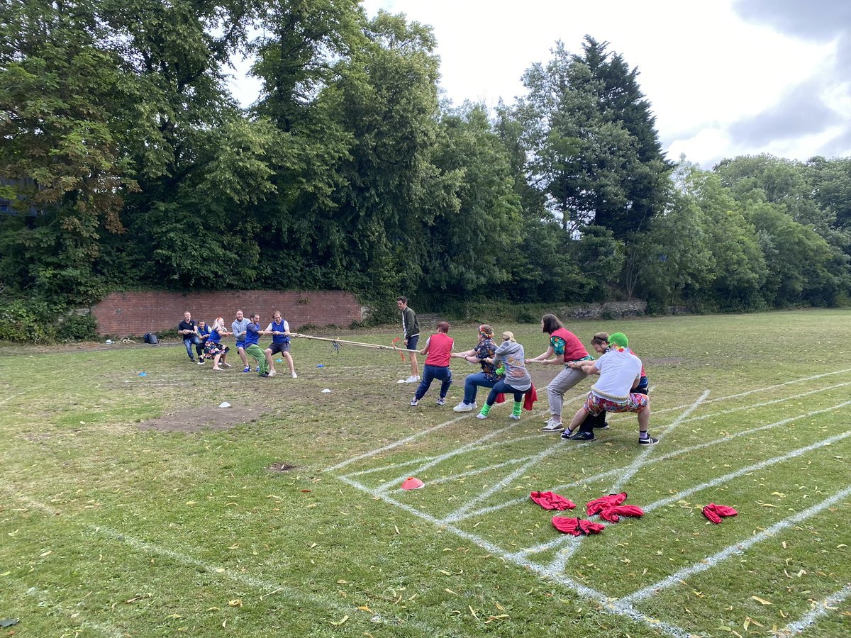 This morning we finished the academic year with the annual house tug of war competition. After some impressive work from both students and staff, Ramsden were crowned today’s overall champions. Wishing all of our students a wonderful summer holiday ☀️