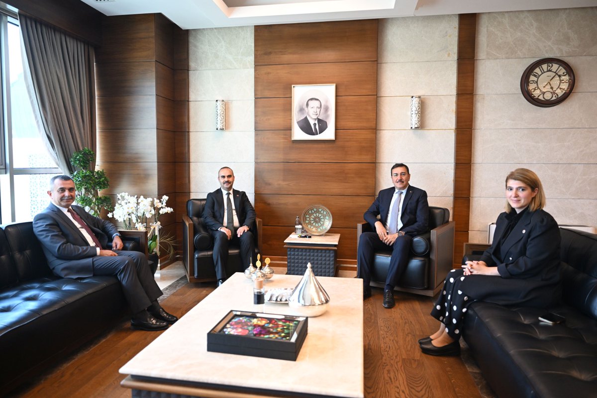 ihsankocatr's tweet photo. Sanayi ve Teknoloji Bakanımız Sn. Mehmet Fatih Kacır’ı AK Parti Malatya Milletvekillerimiz Bülent Tüfenkçi ve İnanç Siraç Kara Ölmeztoprak ile birlikte ziyaret ettik.
Sayın Bakanımıza görevinde muvaffakiyetler diliyoruz.
@mfatihkacir https://t.co/ylh5PsK3vI