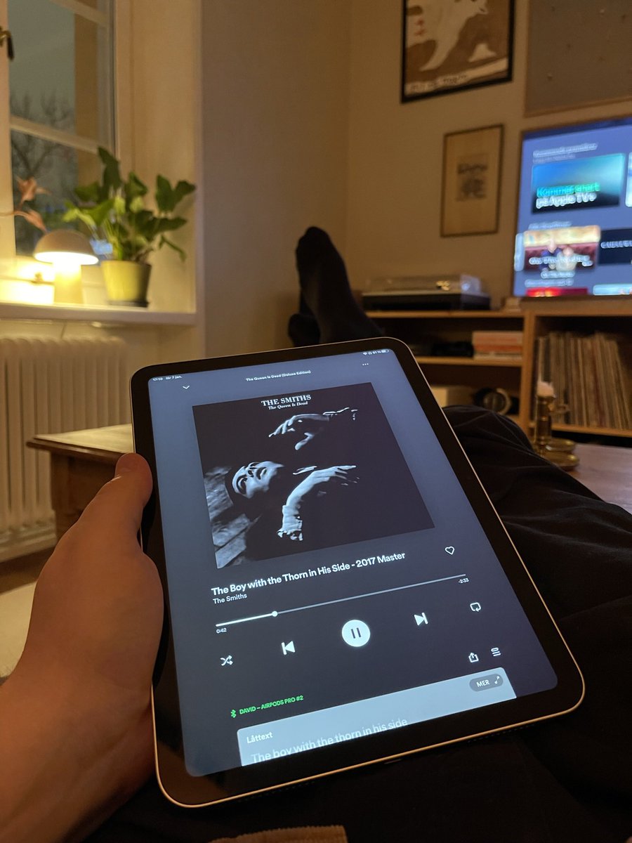 David tweet media