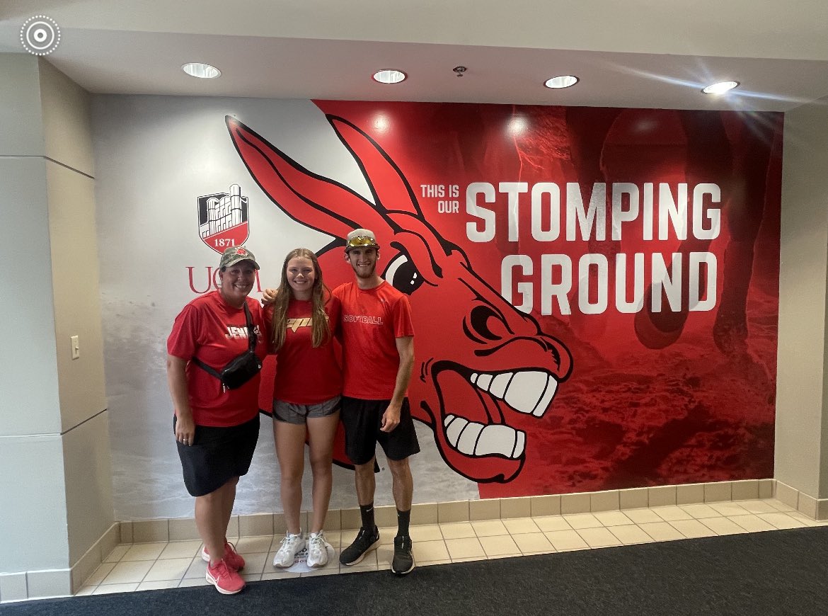 annaleekulka's tweet photo. Loved getting to visit the University of Central Missouri yesterday! So thankful to get to talk to the coaches and get reps in on their beautiful field! @UCMJensSoftball @PunzAnderson @EilertJeremy https://t.co/XwNVuRQe5f