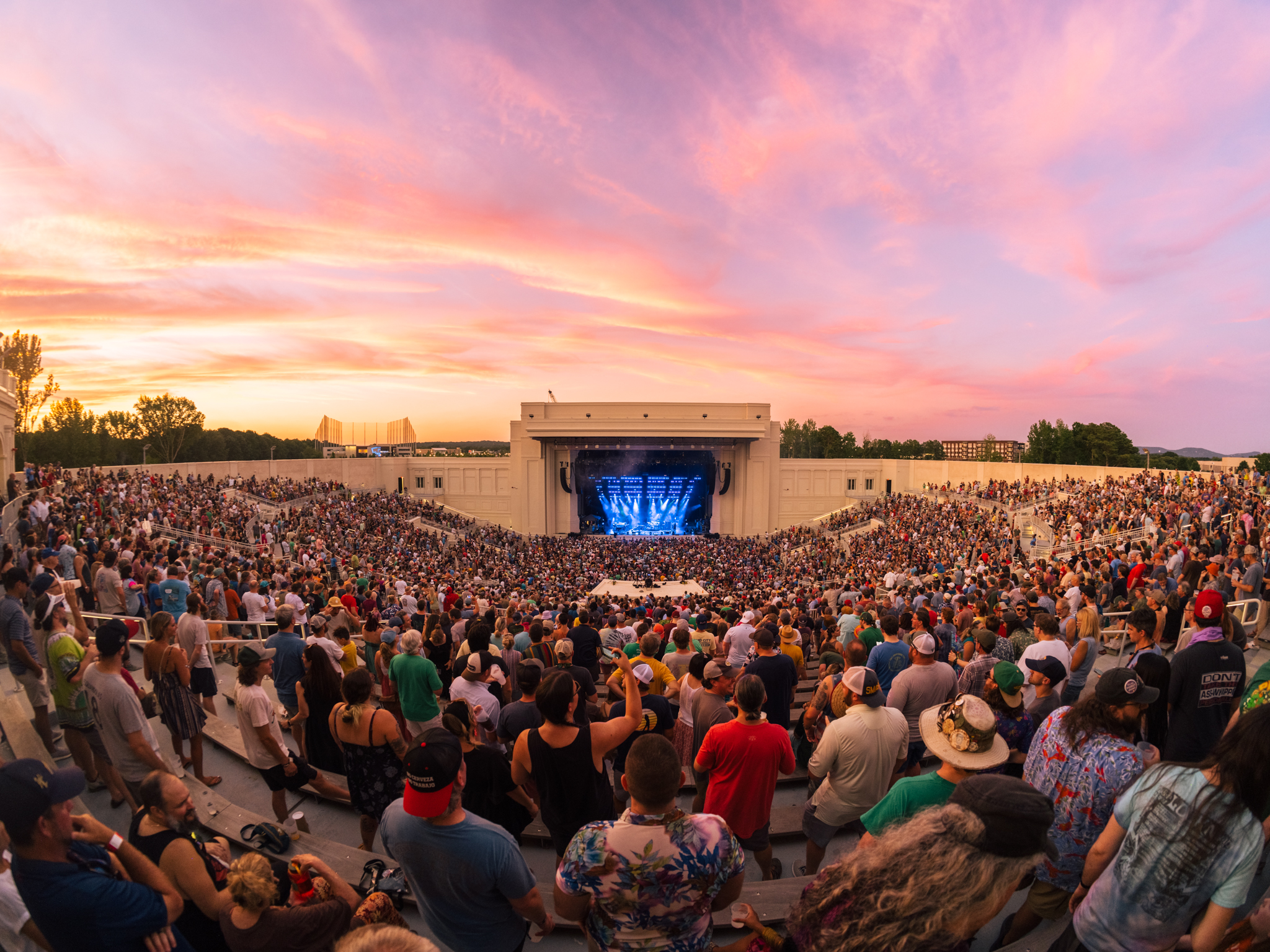 LivePhish on Twitter "Summer is the perfect time to take LivePhish+