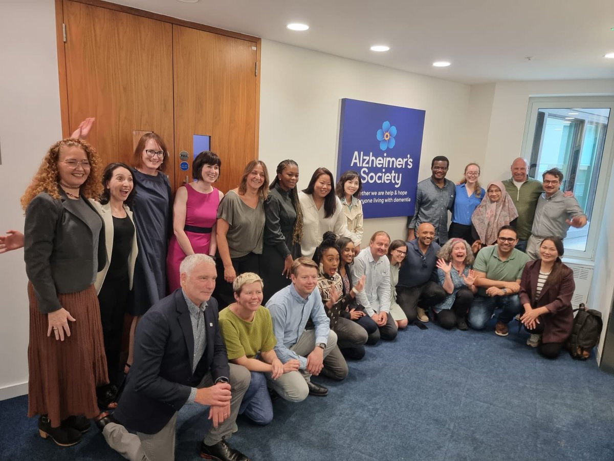 neuroes's tweet photo. From bench to bedside, from theory to action using theory of change. Thanks @AlzDisInt @alzheimerssoc for the @GBHI_Fellows gathering in London! https://t.co/lYk3a1vWKS