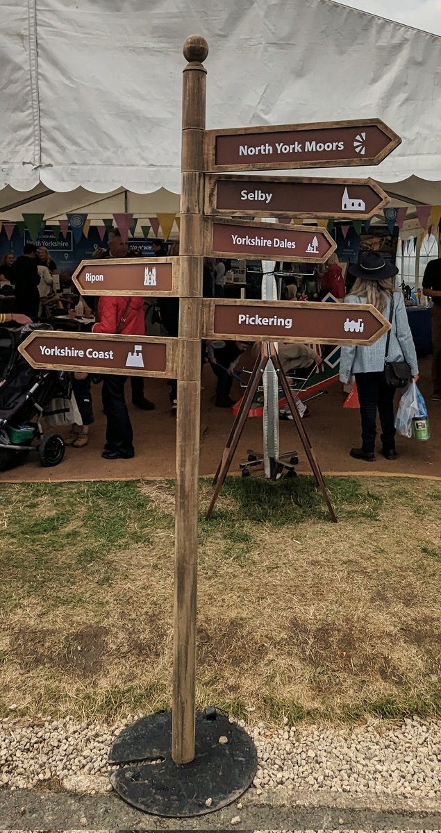 Barlby Library tweet media