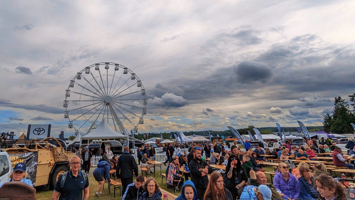 Barlby Library tweet media