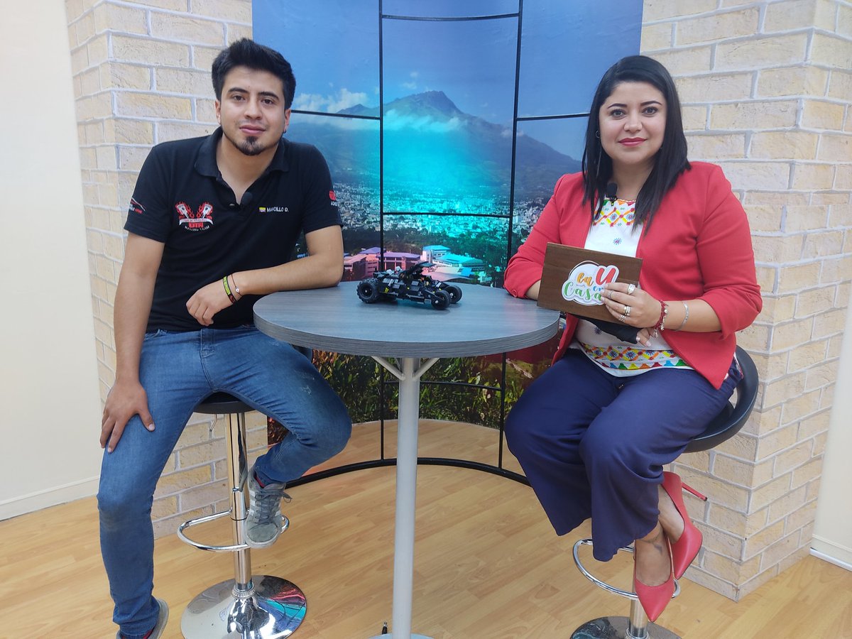 utvenlinea's tweet photo. Invitados todos a vivir la mejor experiencia del automovilismo #UTNMotor2023 en el #AutodromoYahuarcocha #Ibarra a partir de las 08h00.
#DilanMarcillo estudiante de la @UTN_Ibarra
@Carol2ov https://t.co/W3pd2jD2XM