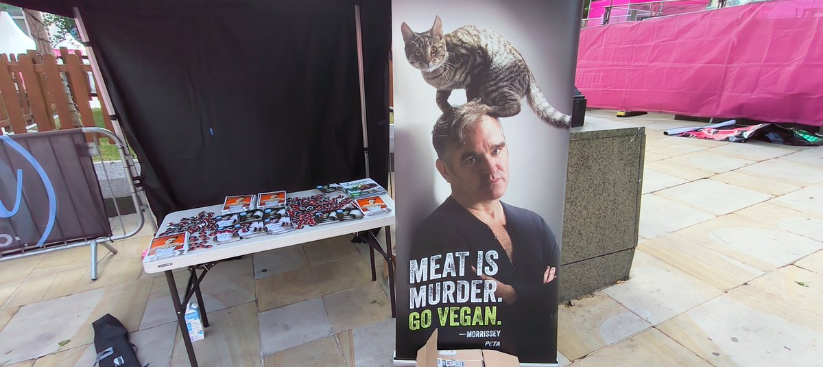 GeorgeBray's tweet photo. Working for @PETAUK at #MilleniumSquare, for the animals...(& making the most of what the organisers provide us, as I like a tidy booth!) #Morrissey #MorrisseyTour #MorrisseyAn https://t.co/ssT2pCnuL6