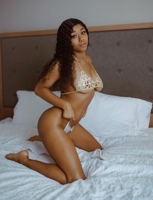I&rsquo;m taking Paid Bookings near NY/NJ/PA/DC area for the rest of July!💞 Send me an email (in my bio) or<a href="/tag/mvsales"class="tags"><span>#mvsales</span></a>