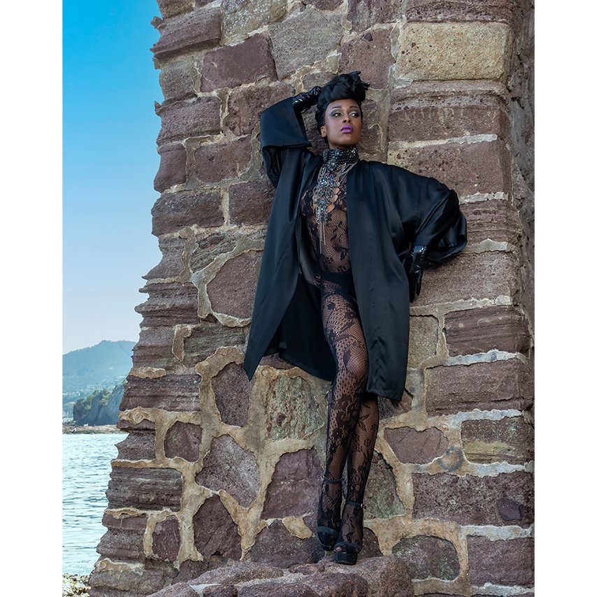 inspanishmgz's tweet photo. Diseños #Baroqco #Chanartwear @chan_arthouse @dadas_io
Modelos @SoloBeautyStar @whitecocooa #ShaePortfolio
Fotos #MarcelSchwab #CSFotofocus
Maquillaje @muahlatip

#artjewelry #fashionstyle #jewelrydesigner #fashionphotographer #model #runway https://t.co/wlLjMB3fom