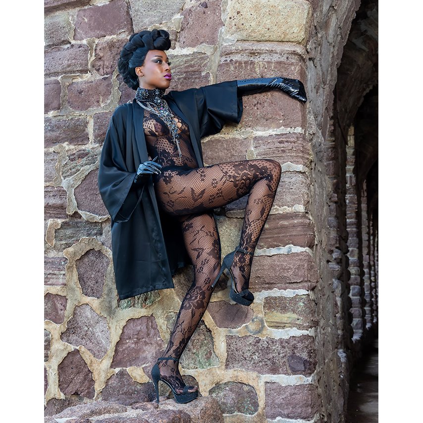 inspanishmgz's tweet photo. Diseños #Baroqco #Chanartwear @chan_arthouse @dadas_io
Modelos @SoloBeautyStar @whitecocooa #ShaePortfolio
Fotos #MarcelSchwab #CSFotofocus
Maquillaje @muahlatip

#artjewelry #fashionstyle #jewelrydesigner #fashionphotographer #model #runway https://t.co/wlLjMB3fom
