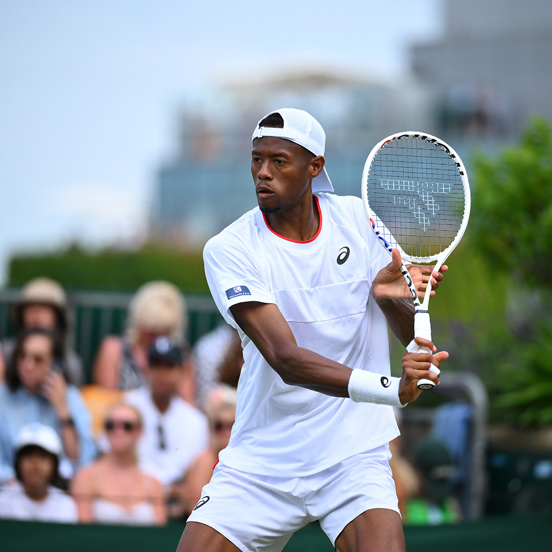 Truly remarkable. An unforgettable tournament in SW19 comes to an end for <a href="/chris_eubanks96/">Christopher Eubanks</a> who can hold his head up high - we are so proud of you Chris! 👏👊 #ASICSTennis
📷 Coco Dubreuil