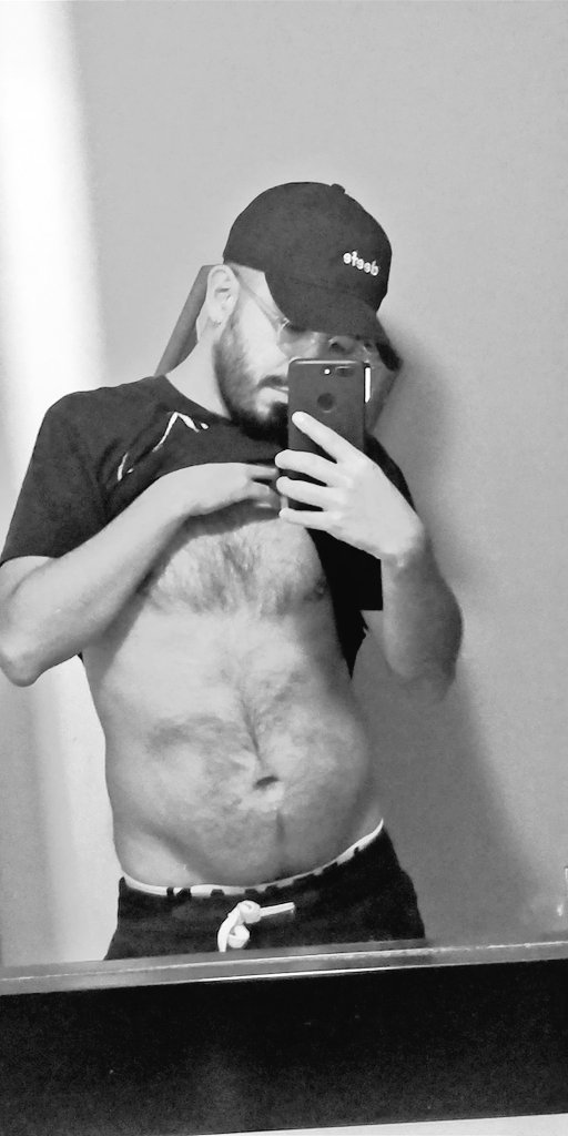 andres_cubo's tweet photo. Hilo de tetas y panzas peludas.
#deefe https://t.co/5rM1ngteDV