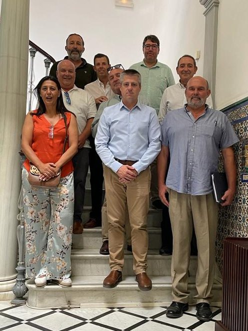 íHoy reunión de Dirección de ATPCA con nuevo Dirección General de Emergencias y Protección Civil de la Junta de Andalucía D. Javier Gil Guerra, Subdirector General Juan Ramón Rodrguez , Jefa Servicio Protección Civil María Dolores Jiménez  y Técnico de Protección Civil Paco Matas