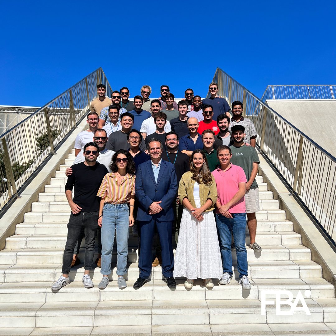 TheFBA's tweet image. 📚 ⚖️ Ethics &amp;amp; Professionalism w/ Professor Alexandre Mestre

In 3 days of exploring ethics in ⚽, Professor Mestre&apos;s invaluable contribution stimulated critical thinking and engaged the 11th Ed. Candidates in thought-provoking debates.

#Module4 #FootballBusiness