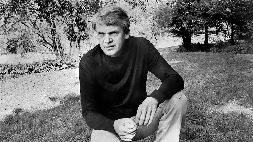 “ Le véritable amour est absolument sourd à ce que peut dire le reste du monde, c'est justement à cela qu'on le reconnaît.”

Milan Kundera 🖤