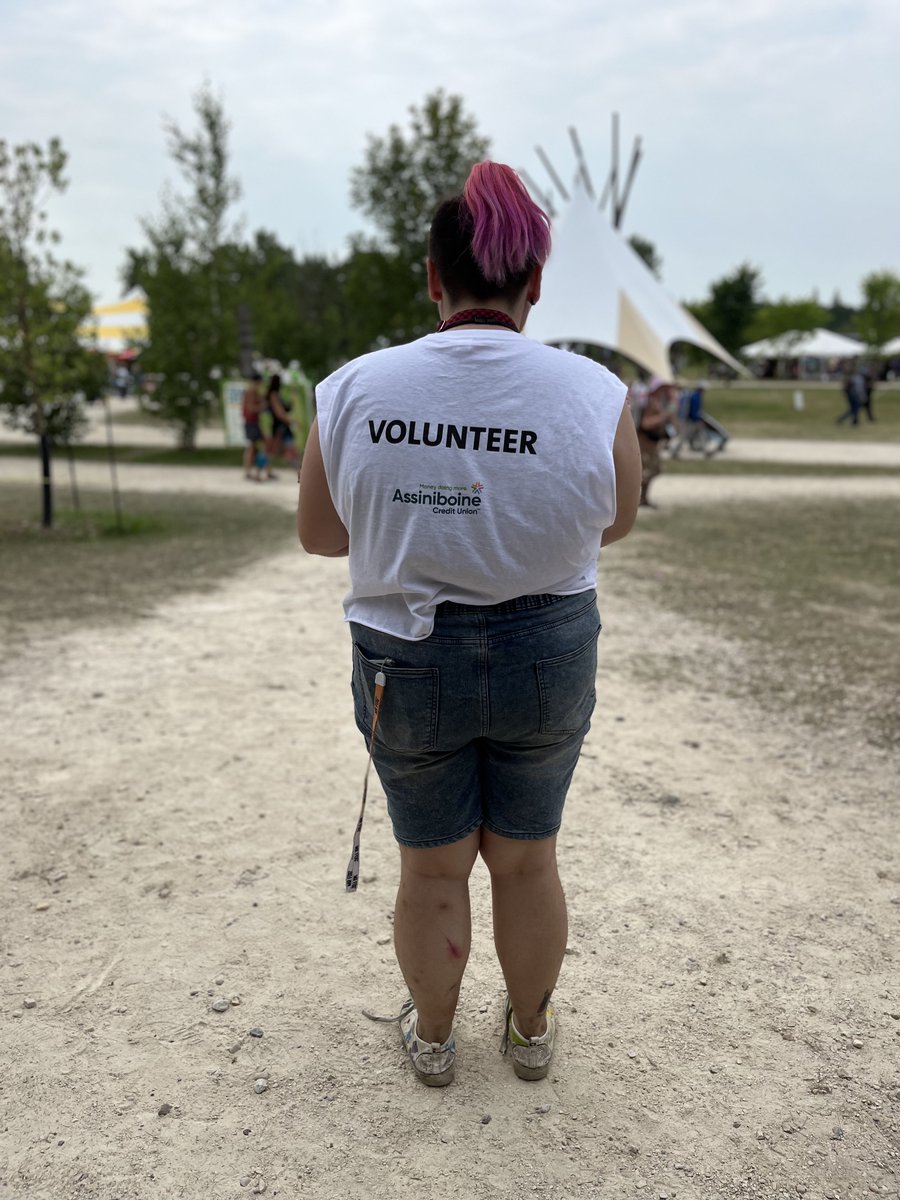 MyAssiniboine's tweet photo. Team #MyAssiniboine had a wonderful time at the @Winnipegfolk – until next year! #FolkFestHappy #ACUCommunity 🎵 https://t.co/OFyZoFs9jM