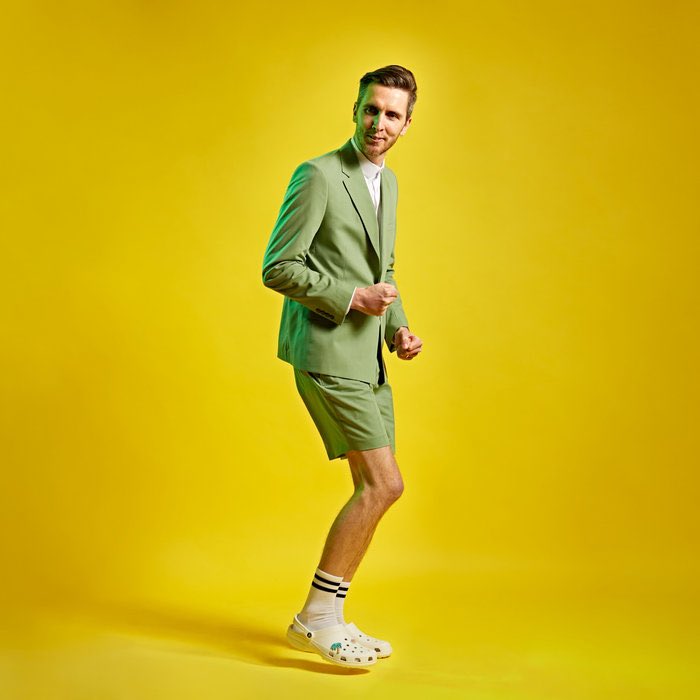 Quarter presents tweet media