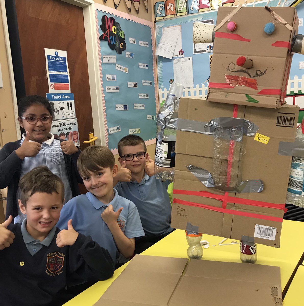 edwardeldersch's tweet image. Year 2 have had an amazing time at Goldthorn Park today! We used recycled materials to build our very own school mascot: Eco Eddie. What a wonderful memory! #Creativeweek