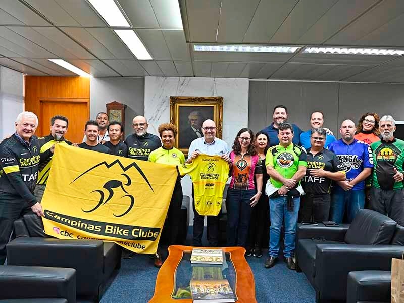 giannet's tweet photo. Apoio do Prefeito @dariosaadi para o Pedal Solidário do próximo sábado, 15 de julho 🚴‍♀️🚴‍♂️🚴
Mais informações no Bio do instagram: @cbc_campinasbikeclube

#PedalSolidarioCampinas
@SecretariadeEs3 
@FERNANDOVANIN3 
@EmdecOficial 
@viniciusriveret 
@CampinasSanasa https://t.co/r7TR1Klj0G