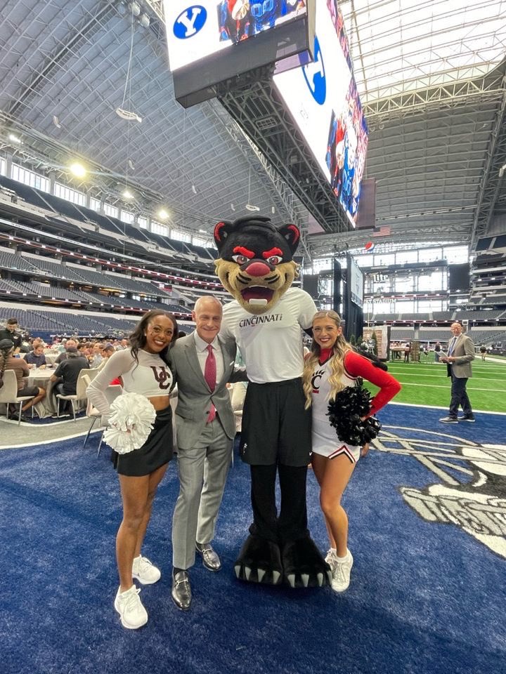 Making this my phone LockScreen🥰
<a href="/brettyormark/">Brett Yormark</a> <a href="/Big12Conference/">Big 12 Conference</a>