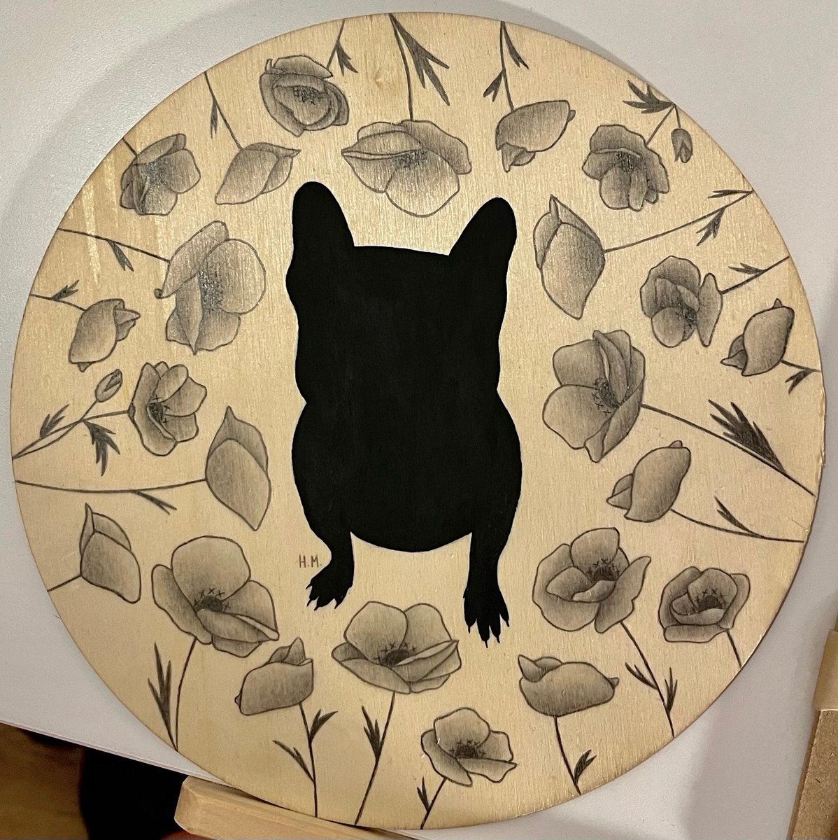 Worked on drawing/painting something a lil different recently! Featuring my dog’s silhouette 🐾