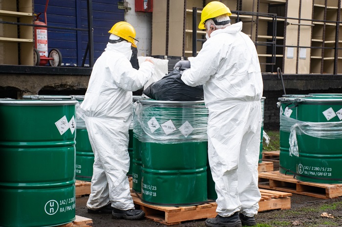 ExpoClean's tweet photo. El Ministerio de Ambiente continúa con la eliminación y exportación de estos elementos, con una
#infoclean #Expoclean #GuiaClean #limpieza #Higiene #lavanderia #tintoreria #espaciosverdes #salud #hotel #restaurante #restaurantesargentinos

https://t.co/fRNMx50xoS https://t.co/bAuYPr6qf1