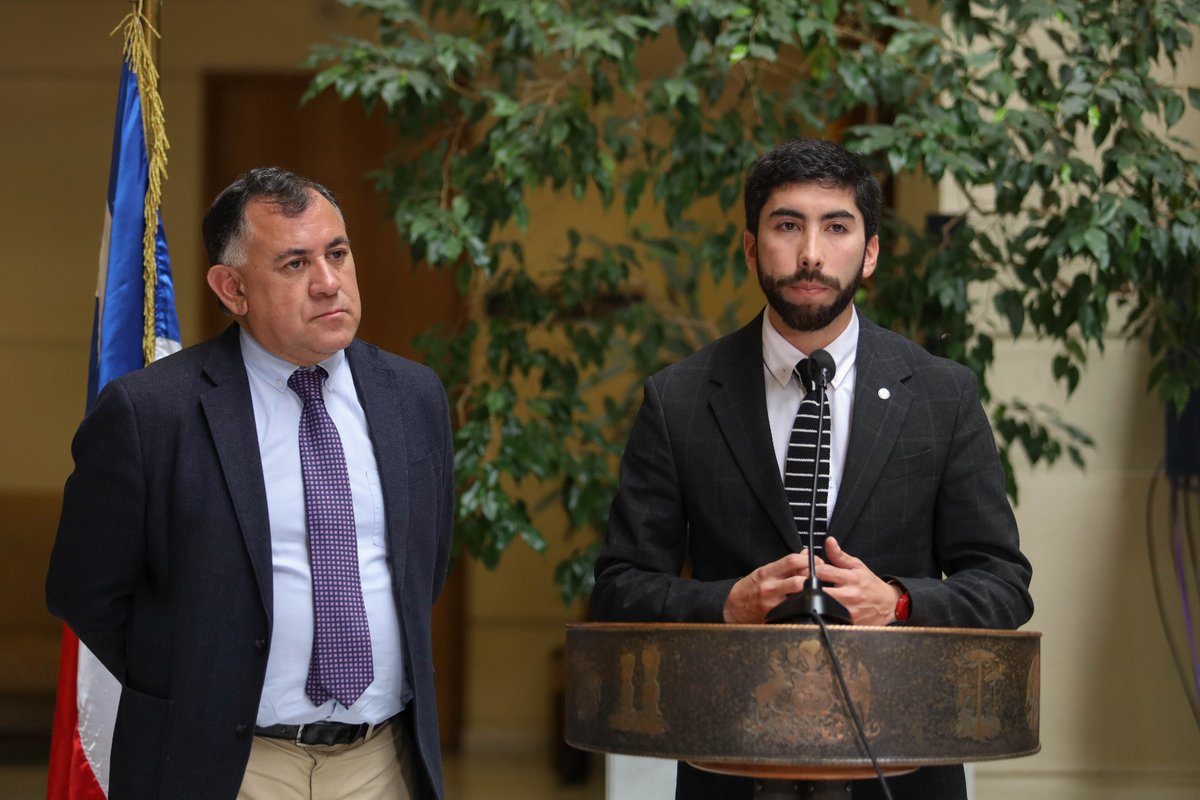 Bancada de Diputados DC anuncia que unánimemente  rechazará la Acusación Constitucional contra el ministro de Educación <a href="/ProfMarcoAvila/">Marco Antonio Ávila Lavanal</a> , "porque hemos llegado a la conclusión de que no hay infracciones a la Constitución en los hechos de los cuales se le inculpan".