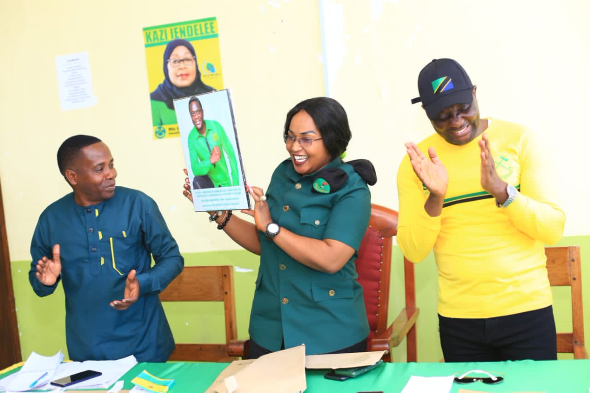 MustafaShujaa's tweet photo. Mwenyekiti wa UVCCM Mkoa wa Singida Ndg Munira George @geomunira ameongoza Kikao cha Baraza la UVCCM Mkoa wa Singida kilichoketi 10 Julai 2023 

#MustafaShujaaUPDATES https://t.co/FETz1dF5xy