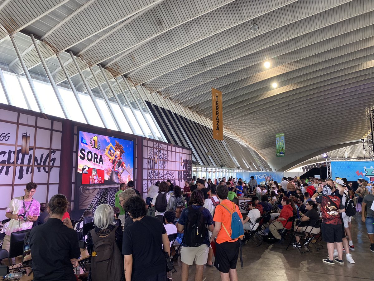 Esports_TGG's tweet photo. 🥊La comunidad de fighting enorme como siempre💥

Clasificatorios abiertos de Smash y Tekken en juego🏆

@Tenerife_GG #TGG23 #LigaCanariaHD https://t.co/GS0F0S709o