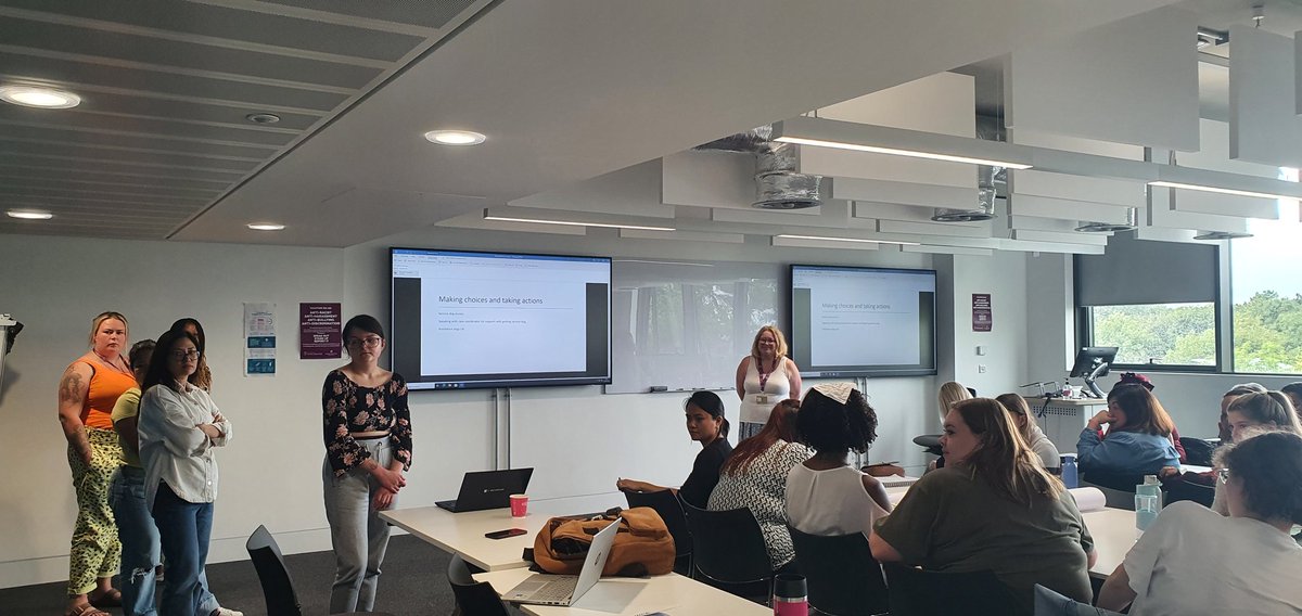 tai_the_ot's tweet photo. Honoured to be invited to judge the @UoWnurses #VirtualPlacement hackathon today. Impressive hacks and nice to see common themes around valuing diversity, valuing people's time, co-producing solutions and harnessing power of tech. Great job @GinnyRobertsGB and all. https://t.co/JBrmu73dPu