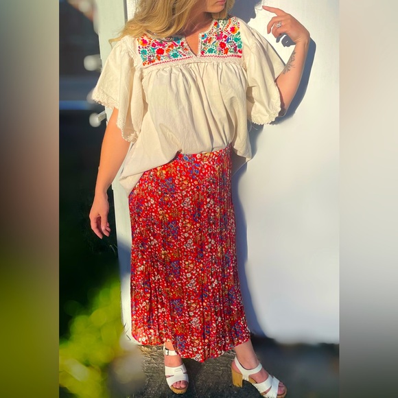 InnovativeLand1's tweet photo. So good I had to share! Check out all the items I'm loving on @Poshmarkapp #poshmark #fashion #style #shopmycloset #notlisted #pattyboutik #luckybrand: https://t.co/rhFDSRTsZb https://t.co/brydh1hmhL
