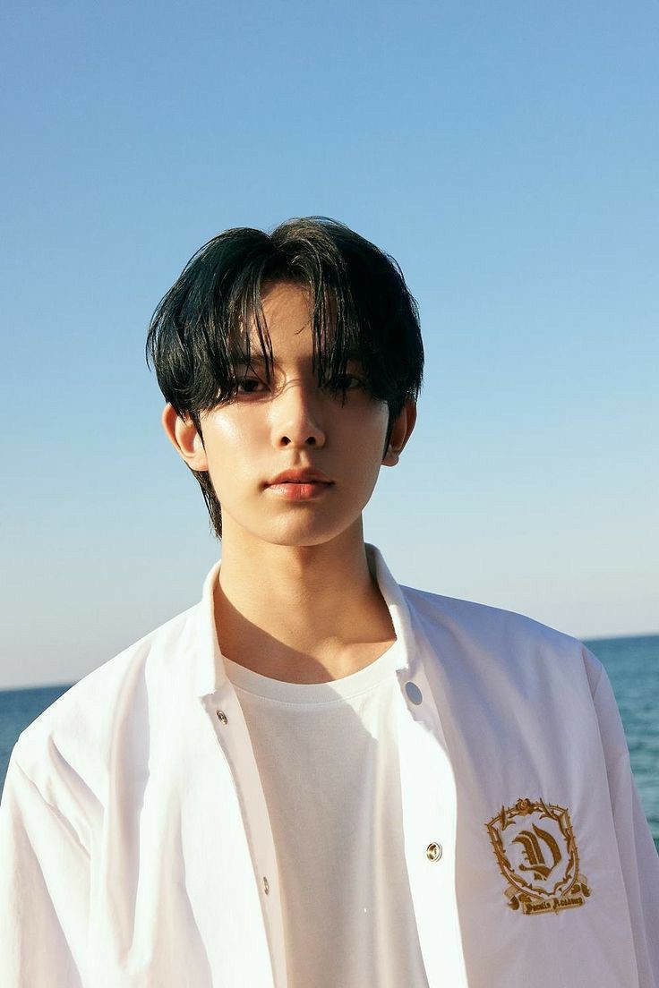 strrnsmine's tweet photo. adik kecil Abang

── Heeseung × Jungwon few tweets au https://t.co/0lIxfk8DmD