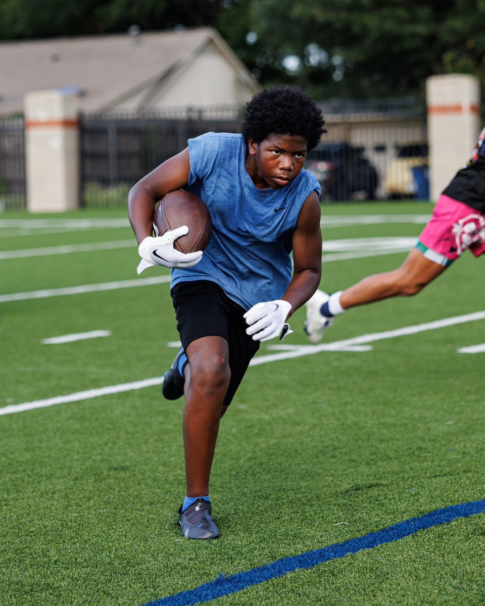 alleneaglesfb's tweet image. Action shots from our Academy Football Camp!

Locked in ⌛️

Credit 📸: @rjevanssss 

#BTB | #RecruitTheA