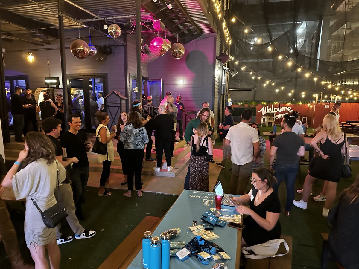 Jennifer Lozano tweet media