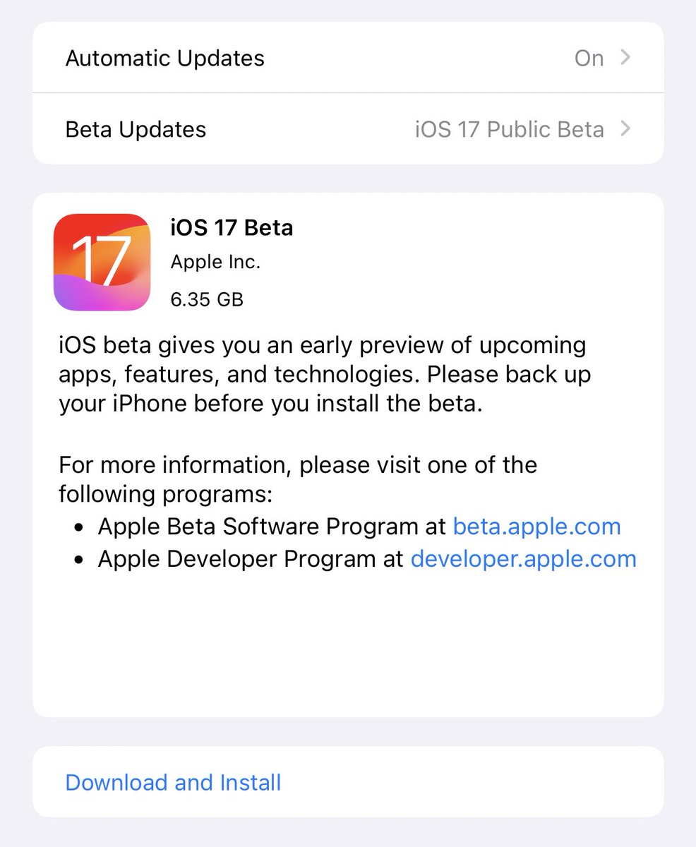 Basic Apple Guy tweet media