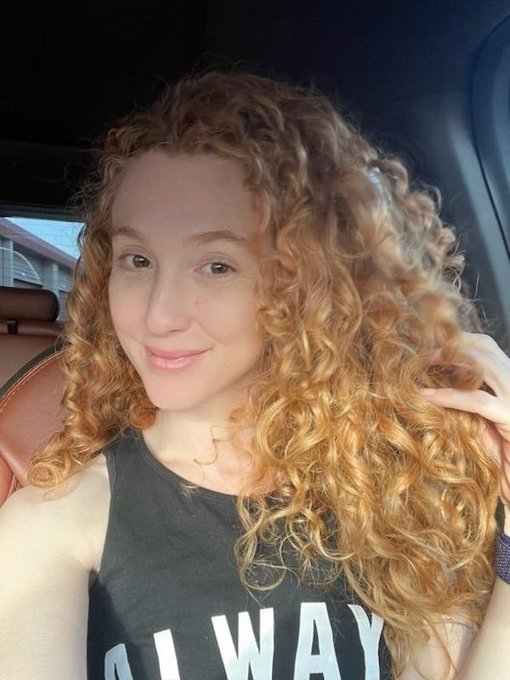 Hello https://t.co/NJO7jWzQuy