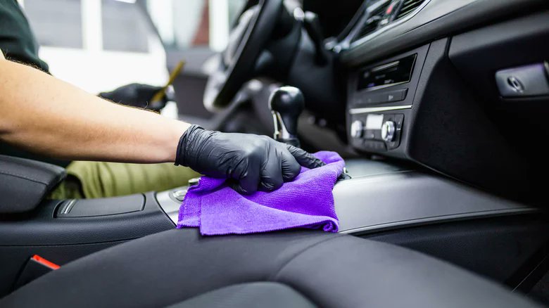 JodieBoutwellRE's tweet image. Do you want to clean your car seats on your own? Here's how to do it. #cleaningideas #neatandtidy  cpix.me/a/173471550