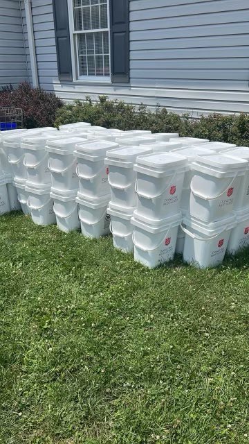 danwilliams79's tweet image. If anyone locally needs a flood cleanup kit, we have this many left courtesy of the Salvation Army. Just drive up and take what you need. @TrinityBFC #flood #berkscountypa