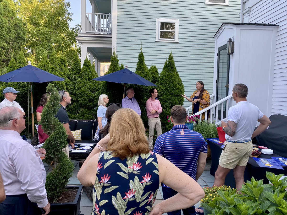 SANDRISCANO's tweet photo. What a wonderful evening we had speaking with voters in downtown Bristol! I'm heartened by the energy that's building across the district, and I always appreciate the invaluable feedback of residents who are engaged in our democracy. #TeamCano https://t.co/m2zVlFQrC6